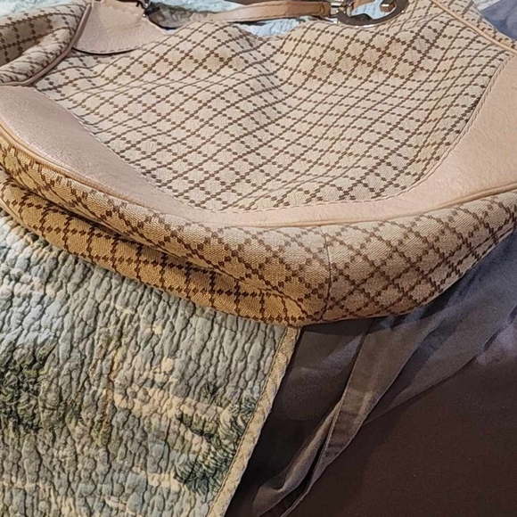 Gucci Cream Color Monogram Large Hobo - Picture 2 of 6